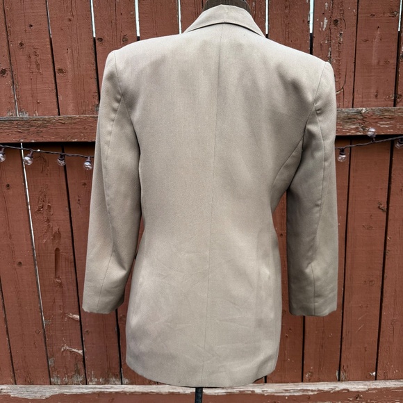 Classic Vintage 90s Oversized Double Breasted Beige Blazer - Picture 2 of 13